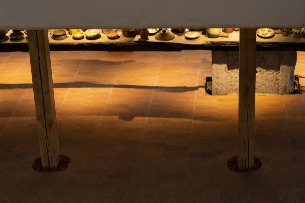 FLOOR